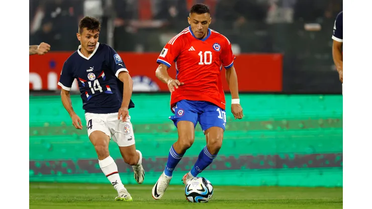 Chile enfrenta a Paraguay por las Eliminatorias Sudamericanas. (Foto: Andrés Pina/Photosport)