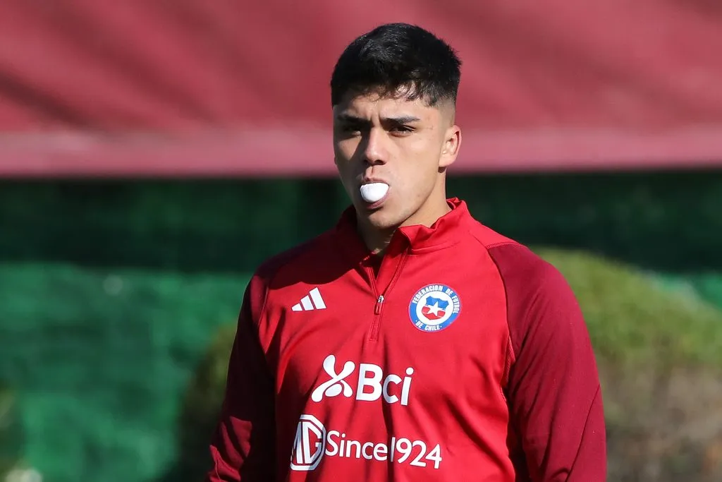 Damián Pizarro es titular en La Roja ante Paraguay (Foto. Photosport)