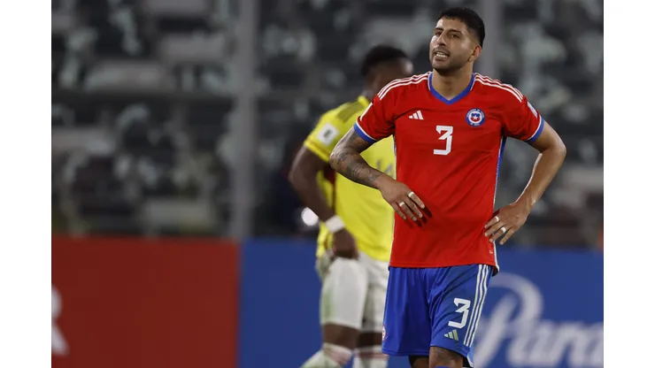 Guillermo Maripán puede quedar fuera de La Roja para la fecha FIFA.