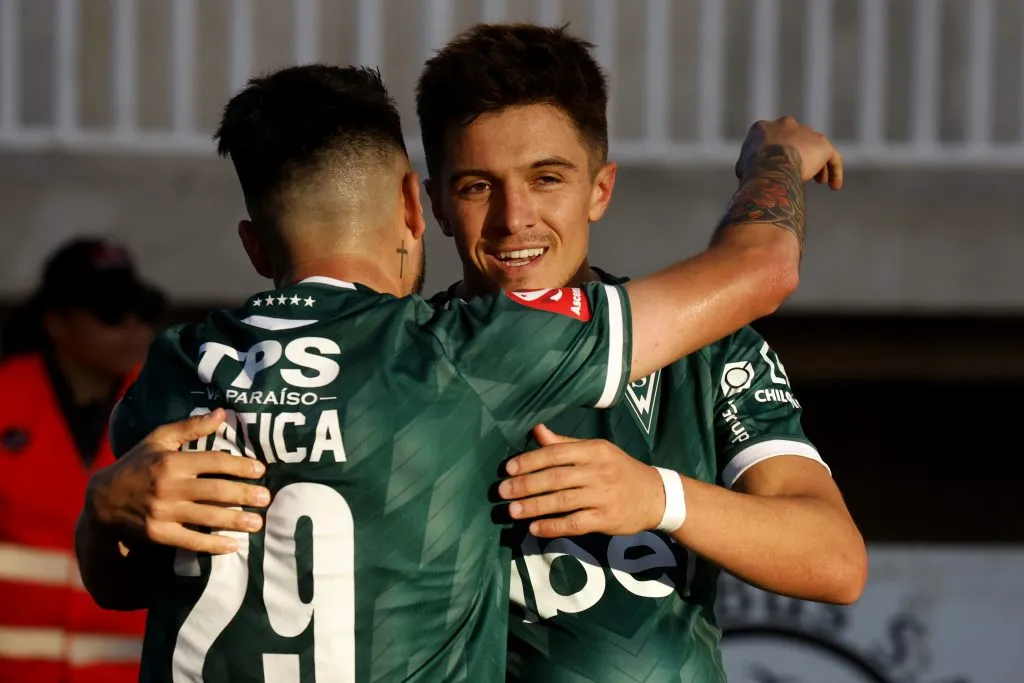 Joaquín Zeballos anotó el 1-0 para Wanderers ante San Felipe (Photosport)