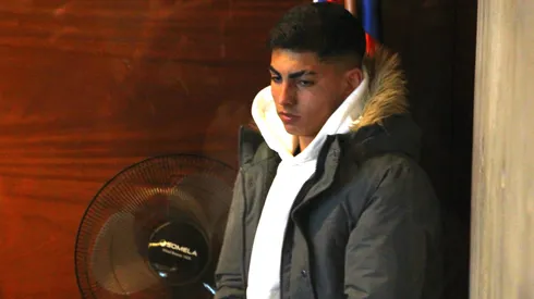 El jugador de Colo Colo, Jordhy Thompson, cumplirá arresto parcial