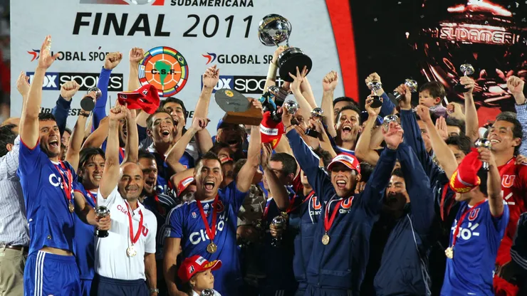 Campeón con la U en la Copa Sudamericana está en la mira de un importante club del ascenso