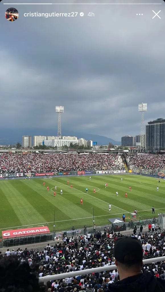 Cristián Gutiérrez subió esta historia a su Instagram viendo el partido entre Colo Colo y Unión La Calera en el sector Rapa Nui del Estadio Monumental.