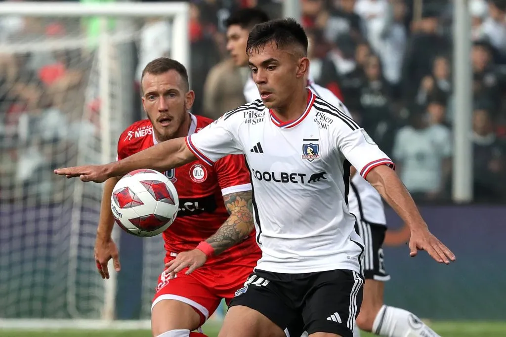 Colo Colo superó a Unión La Calera y sueña con la hazaña (Photosport)