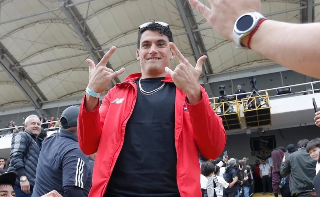 Esteban Grimalt fue homenajeado por Colo Colo (Foto: Colo Colo)