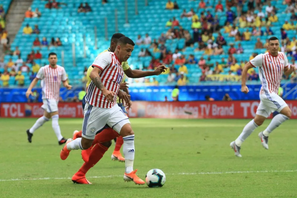 Derlis González fue tentado por Colo Colo, pero no se logró llegar a acuerdo por temas económicos.