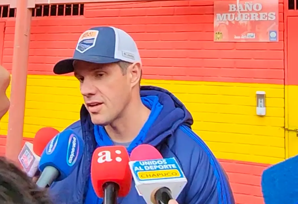 Michael Clark fue claro con su postura sobre Pellegrino (Bolavip Chile)