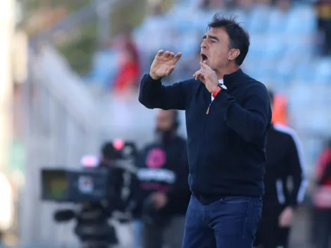 El golpe de realidad de Gustavo Quinteros en Colo Colo y la explicación a la ausencia de Óscar Opazo