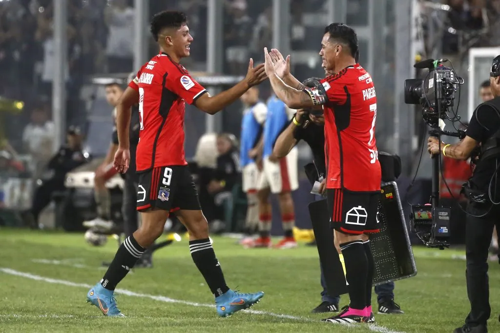 Esteban Paredes menciona un aspecto que debe mejorar Damián Pizarro (Foto: Photosport)