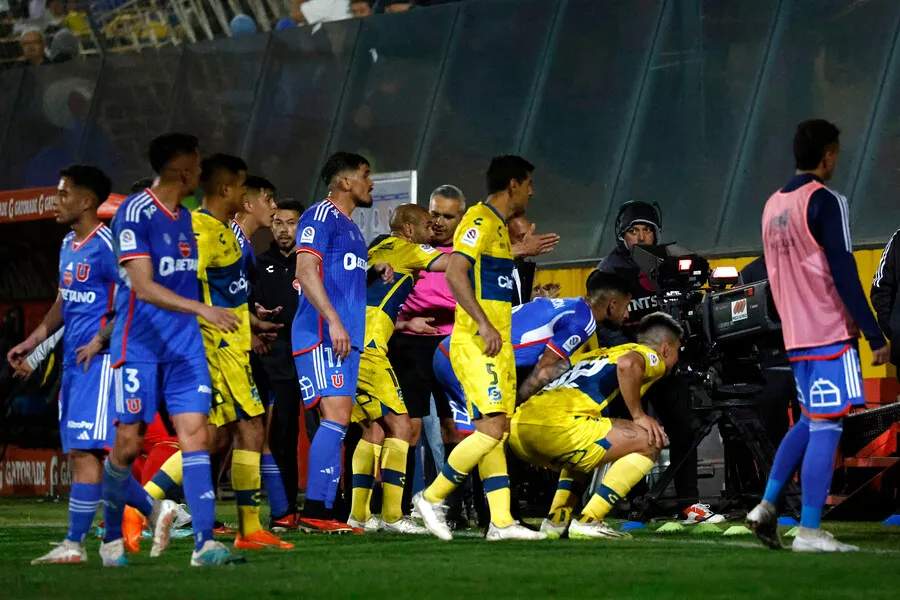 La U cayó ante Everton en el torneo nacional | Foto: Photosport