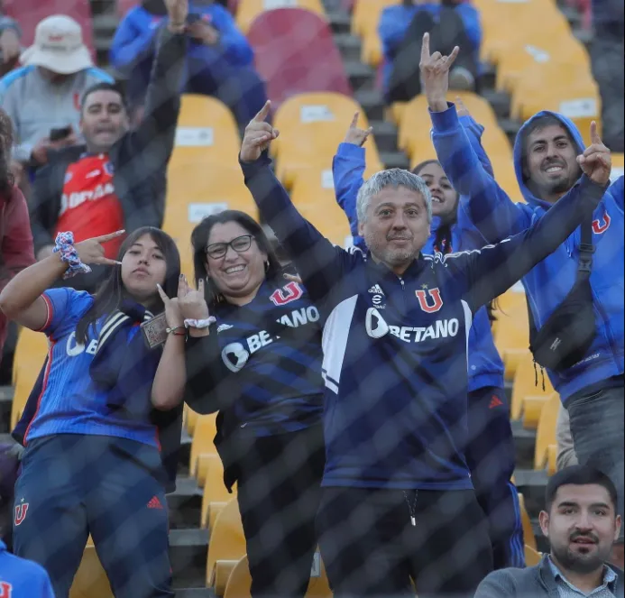 Los hinchas de la U siguen apoyando al club de sus amores | FOTO: Universidad de Chile