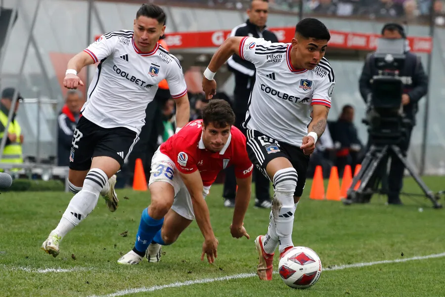 Jordhy Thompson está separado, por razones obvias, del plantel albo. | Foto: Photosport
