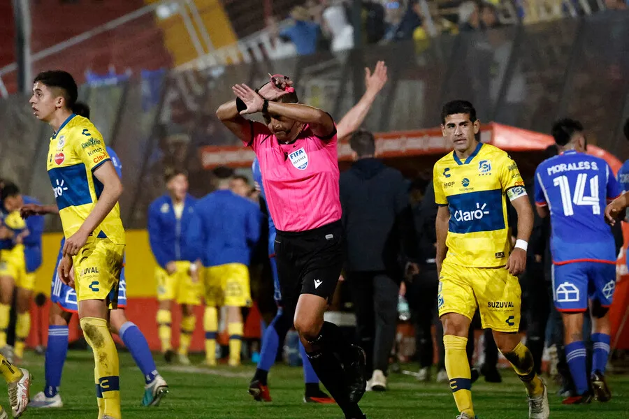 La U nuevamente cayó en el torneo. | Foto: Photosport