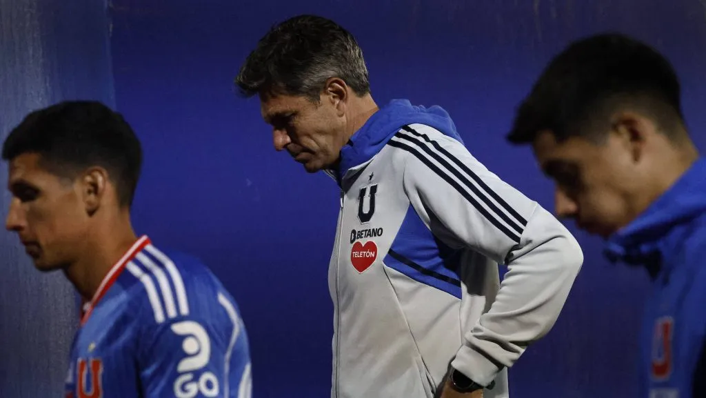 Tito Awad destroza a Mauricio Pellegrino (Photosport)