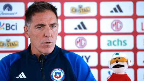 El estratega que suma bonos para poder ser el DT de La Roja