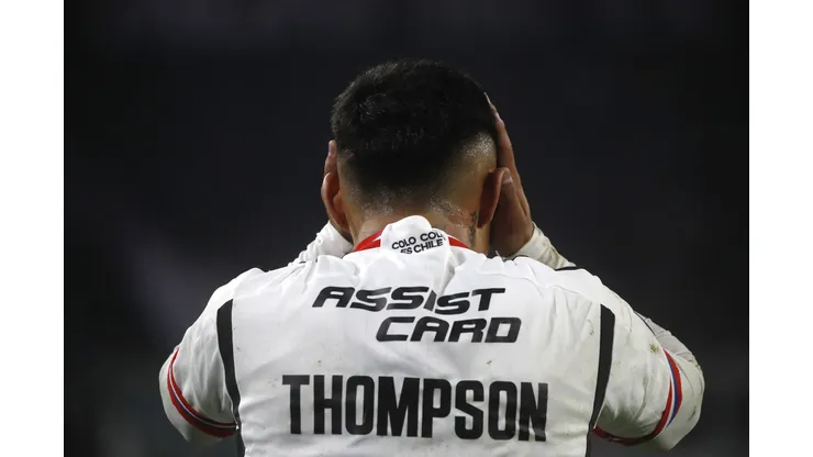 El futbolista Jordhy Thompson fue detenido por nuevo episodio de violencia intrafamiliar. (Foto: Jonnathan Oyarzun/Photosport)