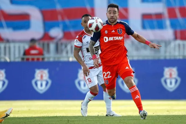 Zaldivia descansará ante Everton, pero vuelve para el duelo ante la UC (Photosport)