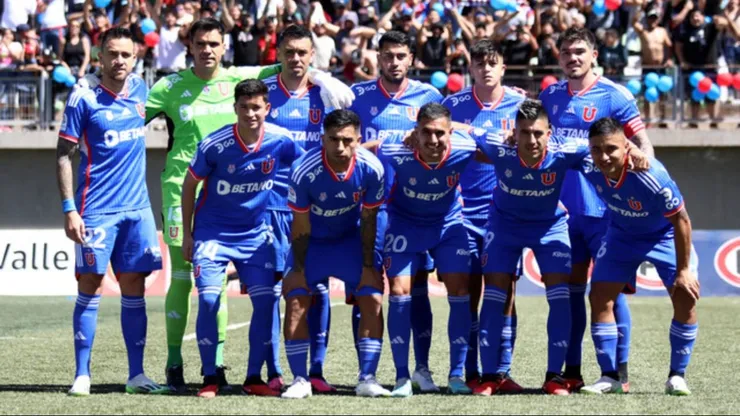 La formación de la U para enfrentar a Everton