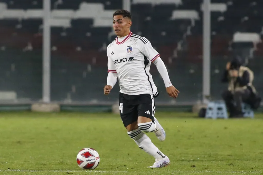 Thompson podría sufrir un fuerte castigo por parte de Colo Colo | FOTO: Marcelo Hernandez/Photosport