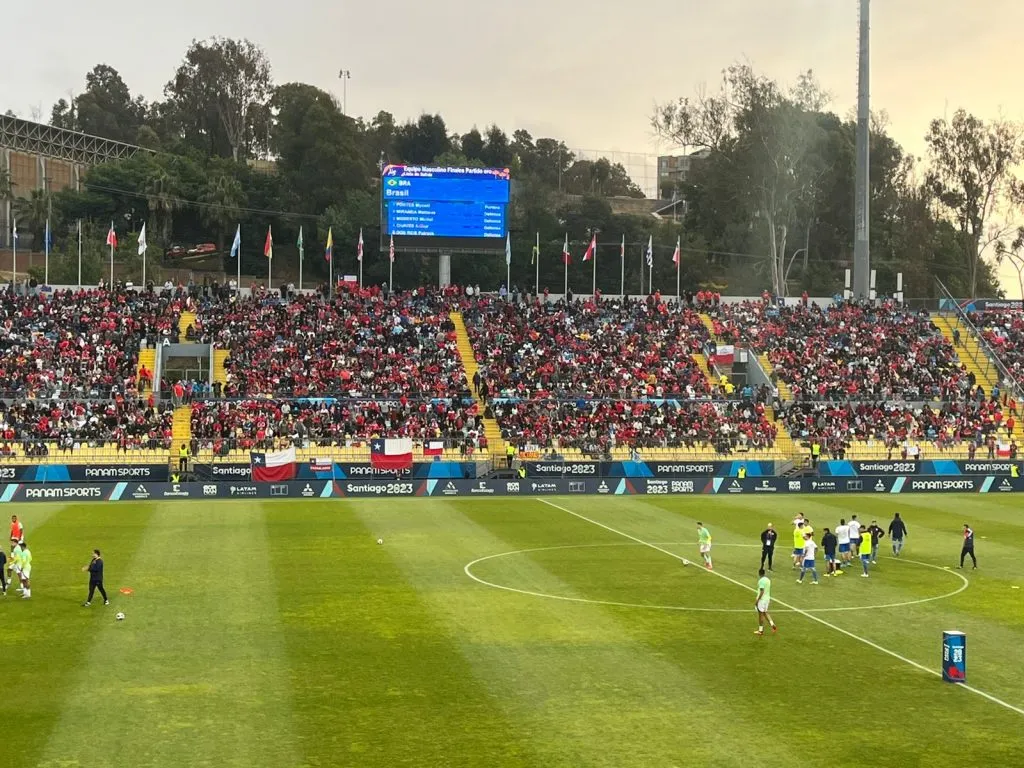 Los hinchas nacionales mostraron respeto por Eduardo Berizzo | FOTO: Bolavip Chile