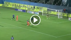 El chileno tuvo seis minutos en cancha y casi marca el golazo de la jornada.