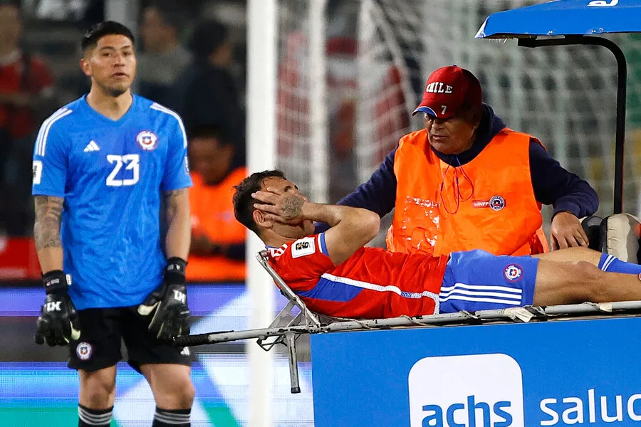 Catalán podría perderse la próxima doble fecha en Chile | Foto: Photosport