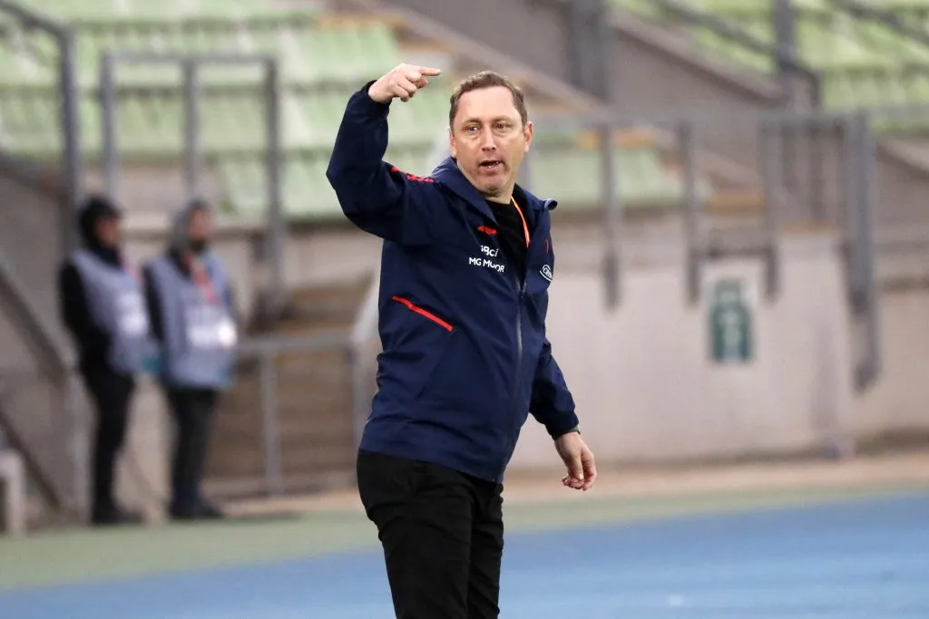 Responsabilizan al entrenador Luis Mena por la falta de arqueras en Chile para la final de los Juegos Panamericanos. (Foto: Dedvi Missene/Santiago 2023 vía Photosport)