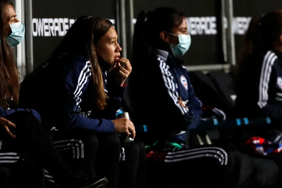 Tiane Endler le puso fin a su ciclo con La Roja. | Foto: Photosport