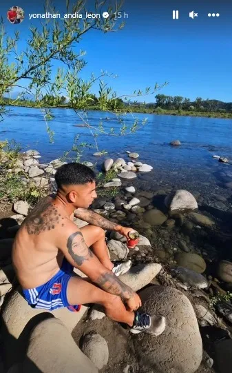 La especial imagen de Yonathan Andía (Instagram)