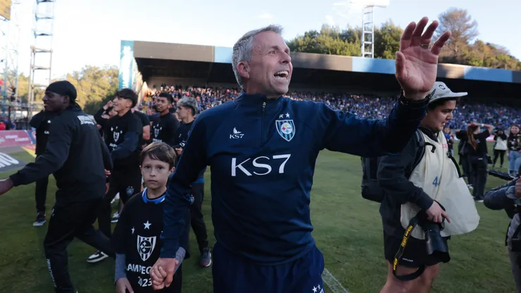 Huachipato tuvo en Gustavo Álvarez a su cerebro para ganar el título