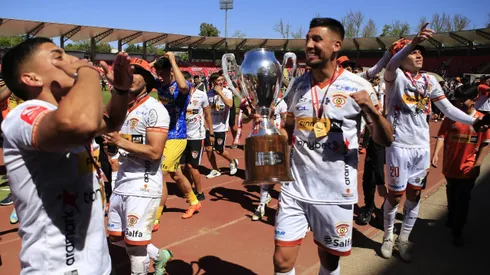 Cobreloa es el justo campeón del fútbol chileno y vuelve a Primera División tras 8 años