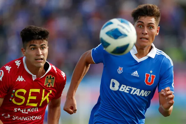 Cris Muñoz también se suma a los trabajos del DT azul (Photosport)