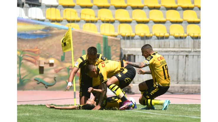 Crack coquimbano suena para llegar a Colo Colo.