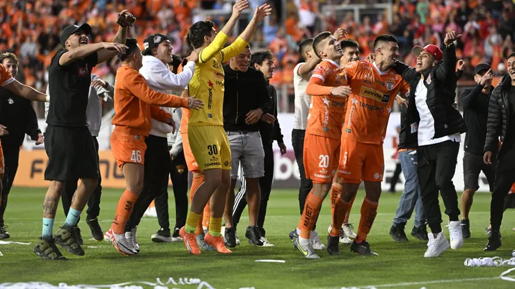 Cobreloa asegura a su arquero y a un exjugador de Universidad de Chile