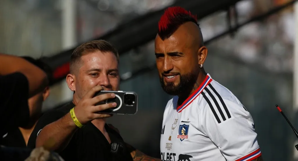 Arturo Vidal aún no sabe si podrá volver a Colo Colo en 2024 (Photosport)