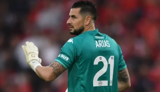 Arias se aleja de la U, pese a eso, ex Ballet Azul no se entusiasma (Archivo)