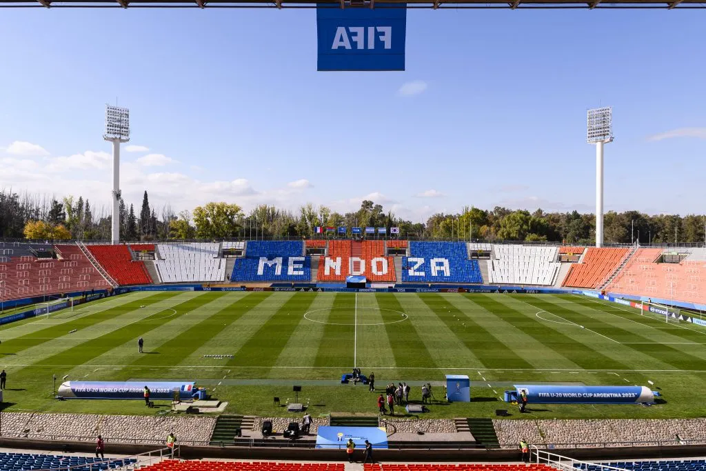 El Estadio Malvinas Argentinas será remodelado y llegará con lo justo a la Copa Libertadores.(Foto: Imago)