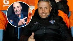 Tito Awad muestra su felicidad por la llegada de Gustavo Álvarez a la banca de la Universidad de Chile (Foto: Photosport)