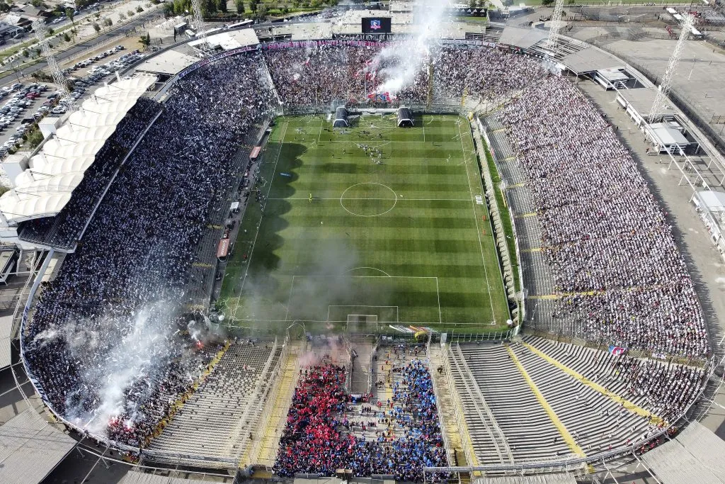 La hinchada de Colo Colo repletó el Estadio Monumental este 2023. (Foto: Javier Salvo/Photosport)