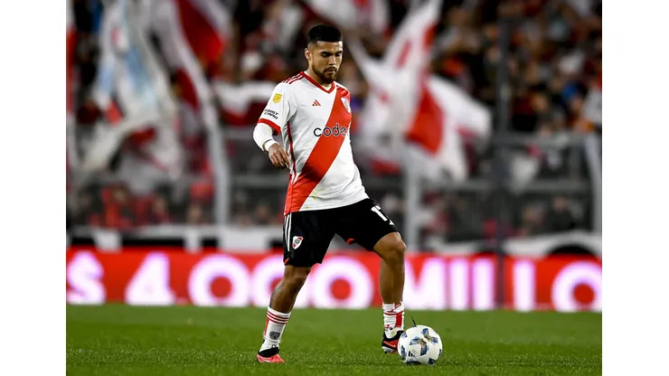 El central de la Roja fue destacado por su labor en River Plate