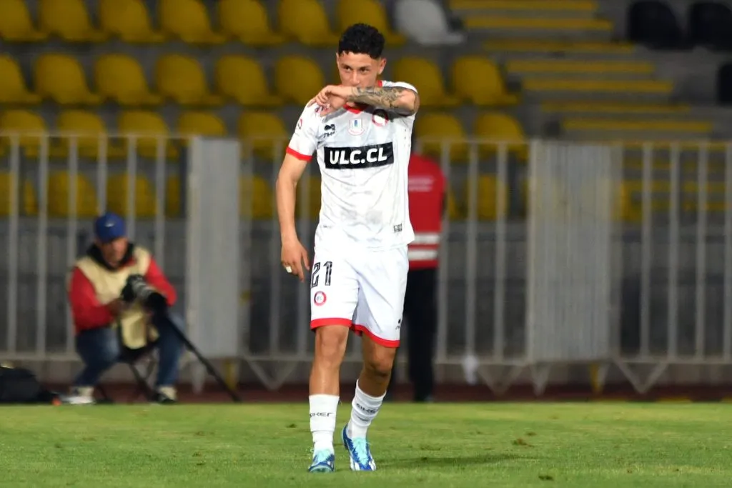 Pérez de gran año en La Calera y La Roja panamericana. Es seguido por la U y por la UC (Photosport)