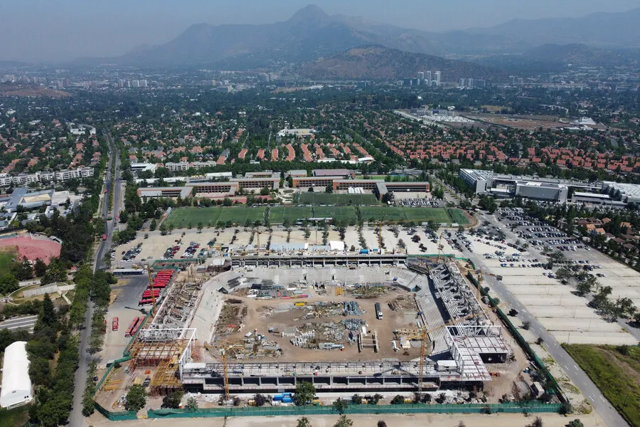 Se espera que para la parte final del 2024 el estadio de la UC esté ok | Foto: Photosport