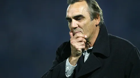 Ricardo Dabrowsi llamó a mejorar el poder de fuego de Colo Colo.