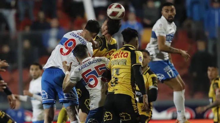Universidad Católica tiene que sumar fichajes de renombre para ir por la Sudamericana