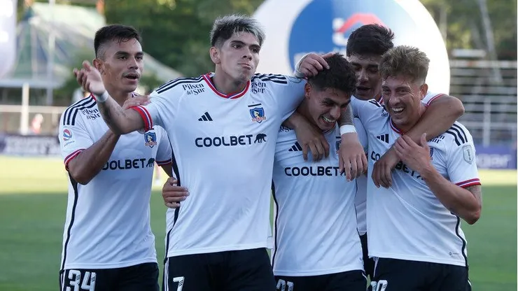 Colo Colo se prepara para enfrentar la Copa Libertadores.