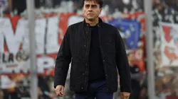 Gustavo Quinteros busca club tras su salida de Colo Colo (Foto: Photosport)