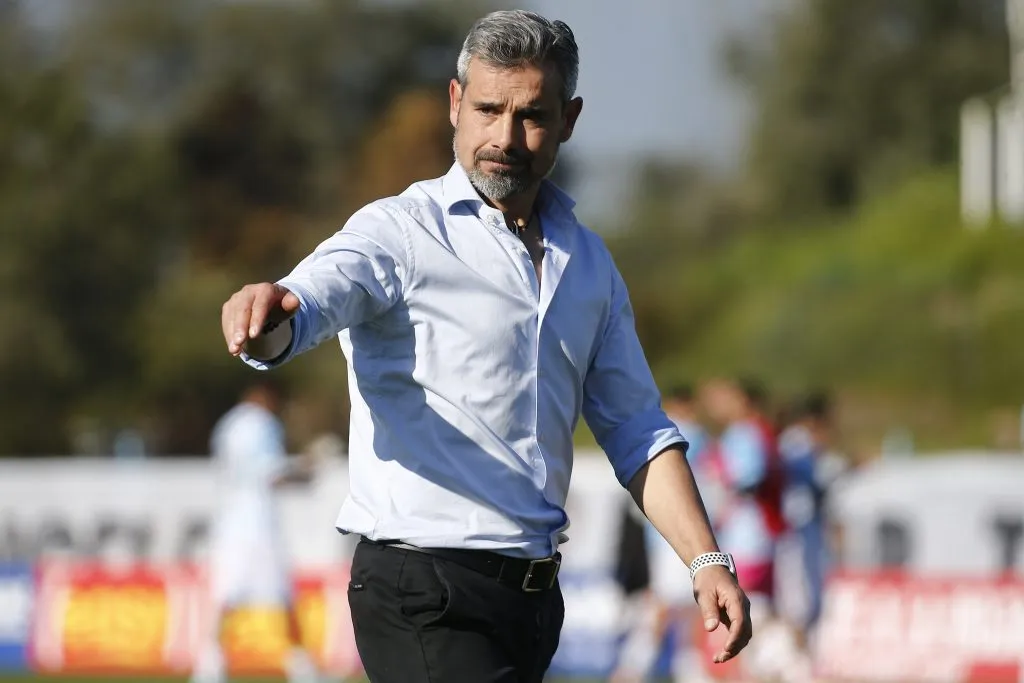 Ramírez ya fue oficializado como nuevo DT de los Dragones Celestes | FOTO: Javier Salvo/Photosport