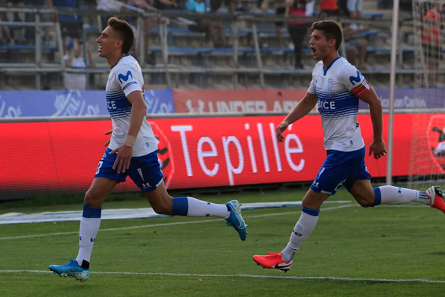 Kuscevic podría llegar a Vasco | Foto: Photosport