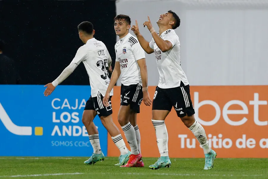 Iván Morales dentro de su paso por Colo Colo | Foto: Photosport