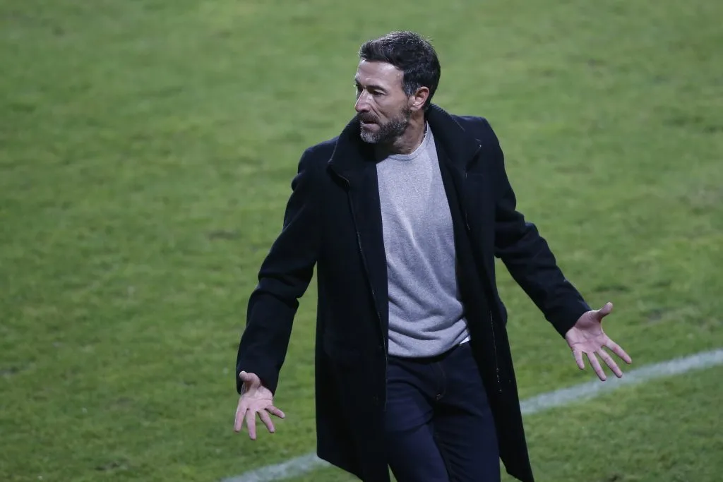 Claudio Borghi invita a poner ojo con Cristian González como candidato a DT de Colo Colo (Foto: Photosport)